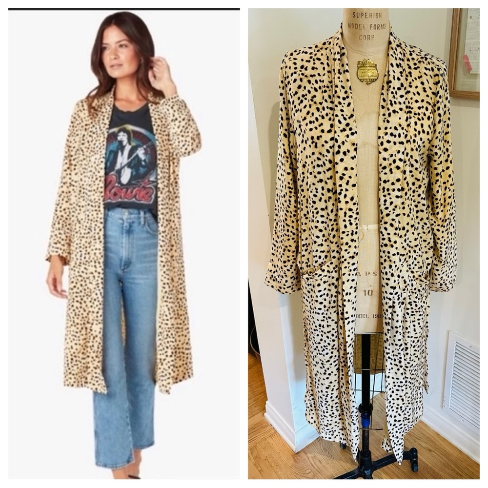 Cupcakes & Cashmere Cheetah Print Duster Size M, NWOT
